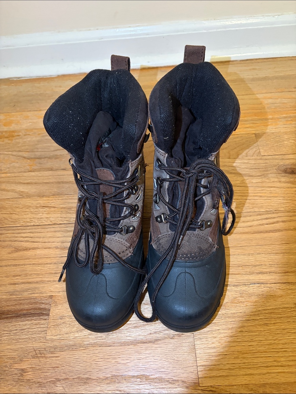 Itasca Men’s Boots with Rubber Bottoms Size 8